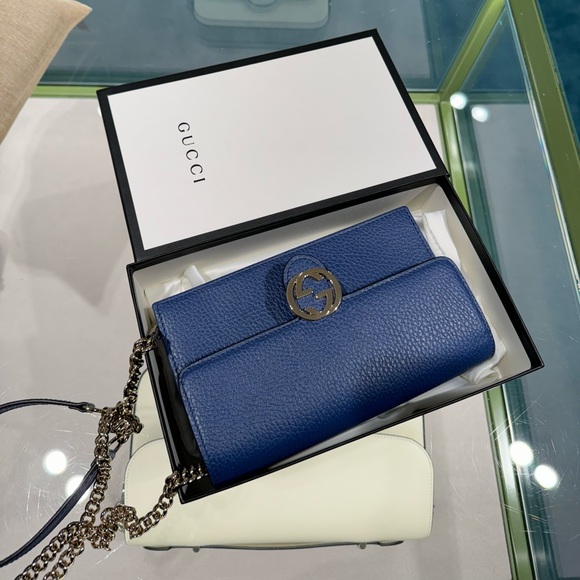 New in box Gucci double G wallet on chain - Picture 4 of 6